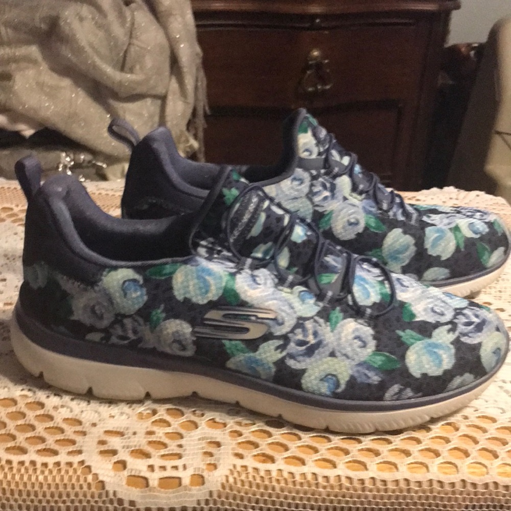 Skechers Navy Floral Slip-On Sneakers